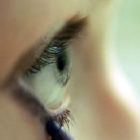 Как сохранить красоту глаз